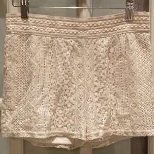 Cato girl’s white lace shorts size L 14/16